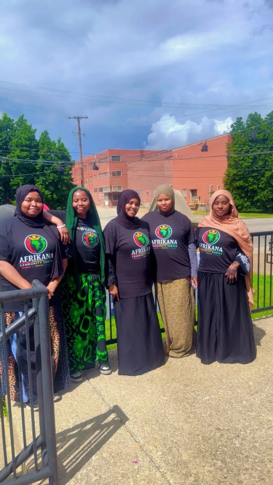 Women volunteers and community members at an Afrikana event in Louisville